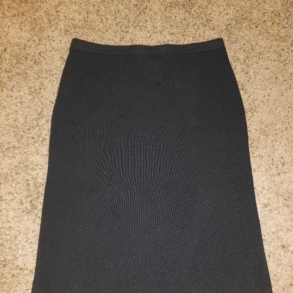 Black midi skirt ribbed medium